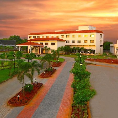 Grand Serenaa Hotel & Resorts, Auroville Exteriör bild