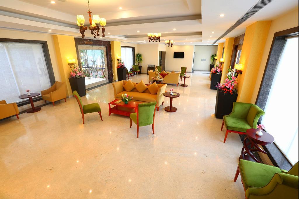 Grand Serenaa Hotel & Resorts, Auroville Exteriör bild